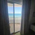 Lazuli Sea View Beachfront- Ap 61