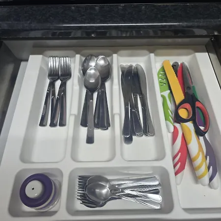 Lazuli Sea View Beachfront- Ap 61 Ларнака