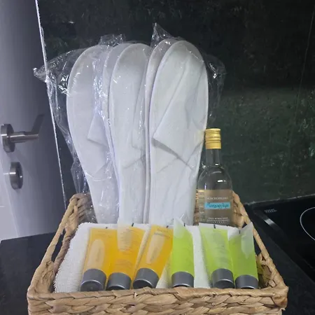 Lazuli Sea View Beachfront- Ap 61 Apartament