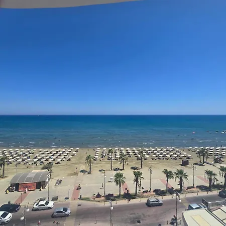 Apartament Lazuli Sea View Beachfront- Ap 61