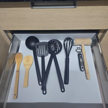 Lazuli Sea View Beachfront- Ap 61 *