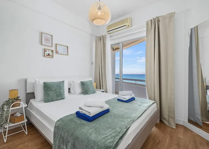 Lazuli Sea View Beachfront- Ap 61