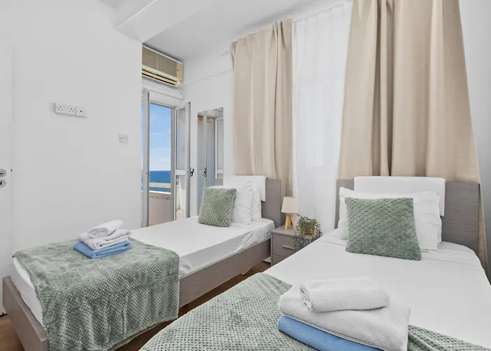 Lazuli Sea View Beachfront- Ap 61 * Larnaca