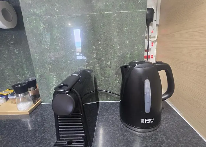 Lazuli Sea View Beachfront- Ap 61 *